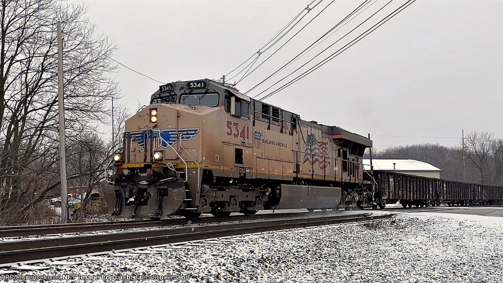 UP 5341 leads east.